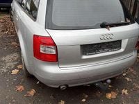Gebraucht Audi A4 170 PS (125 kW) 2004 Lichtsilber metallic Kombi