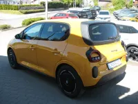 Neu Renault Twingo Urban 60 kW (82 PS) 2026 Gelb Kleinwagen