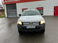 Gebraucht Ford Ranger 190 PS (139 kW) 2014 Weiß Pickup