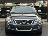 gebraucht Volvo XC60 R-Design AWD/AUT./NAVI/SCHIEB./SHZG.