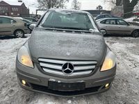 Gebraucht Mercedes B200 130 PS (95 kW) 2006 Beige Van / Kleinbus