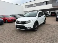 Gebraucht Dacia Sandero Celebration 90 PS (66 kW) 2018 Weiß SUV