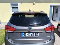 Gebraucht Kia Carens Edition 7 141 PS (103 kW) 2016 Braun Van / Kleinbus