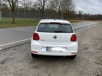 Gebraucht VW Polo 60 PS (44 kW) 2018 Weiß Kleinwagen