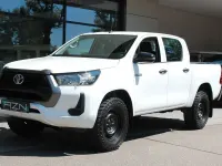 Gebraucht Toyota HiLux 150 PS (110 kW) 2021 Weiß Pickup