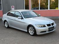 Second-hand BMW 318 143 CP (105 kW) 2007 Argintiu Berlinǎ