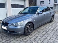 Gebraucht BMW 520 Sport Line 170 PS (125 kW) 2005 Grau Limousine