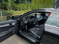 Gebraucht Mercedes E200 Avantgarde 184 PS (135 kW) 2010 Schwarz Coupé