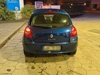 Gebraucht Renault Clio II 80 PS (58 kW) 2009 Blau Kleinwagen