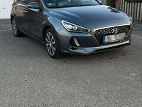 Gebraucht Hyundai i30 110 PS (80 kW) 2017 Grau Kombi