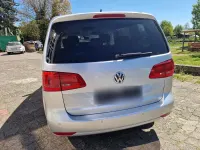 Gebraucht VW Touran 140 PS (102 kW) 2015 Silber Van / Kleinbus
