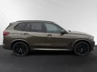 Gebraucht BMW X5 Shadowline 530 PS (389 kW) 2023 Manhattan metallic SUV