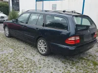 Gebraucht Mercedes E200 136 PS (100 kW) 2000 Blau Kombi
