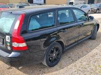 Usado Volvo V50 220 CV (161 kW) 2007 Negro Familiar