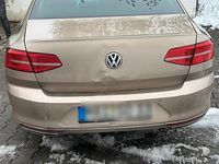 Gebraucht VW Passat 239 PS (175 kW) 2016 Braun Limousine