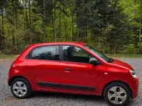 Używany Renault Twingo 65 KM (47 kW) 2020 Czerwony Hatchback