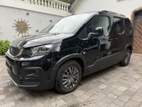 Gebraucht Peugeot Rifter 131 PS (96 kW) 2020 Schwarz Van / Kleinbus