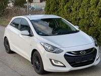 gebraucht Hyundai i30 Style* NEU TÜV * 6 Gang * 1.4 * Klima *