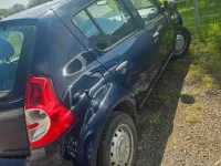 Używany Dacia Sandero 75 KM (55 kW) 2010 Niebieski Hatchback