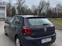 Gebraucht VW Polo 95 PS (69 kW) 2019 Grau Kleinwagen