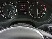 Gebraucht Mercedes B200 136 PS (100 kW) 2013 Van / Kleinbus