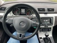 Gebraucht VW Passat Highline 105 PS (77 kW) 2011 Braun Kombi
