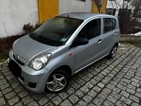 Gebraucht Daihatsu Cuore 69 PS (50 kW) 2008 Silber Kleinwagen