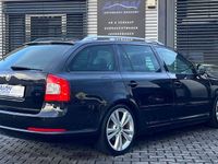 Gebraucht Skoda Octavia RS 200 PS (147 kW) 2012 Cerna magic/black magic Kombi