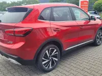 Neu MG ZS Luxury 197 PS (144 kW) 2026 Silber SUV