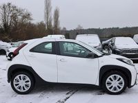 Gebraucht Toyota Aygo X Play 72 PS (52 kW) 2022 Weiß SUV