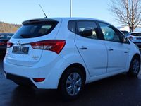 gebraucht Hyundai ix20 1.4 CRDi Comfort blue Panoramad. Klimaaut.