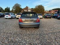 Gebraucht Nissan Almera 98 PS (72 kW) 2002 Grau Kleinwagen