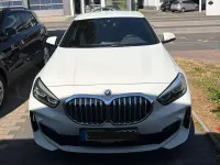 Gebraucht BMW 118 M Sport 136 PS (100 kW) 2023 Weiß Limousine