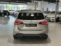 Gebraucht Mercedes B200 Progressive 163 PS (119 kW) 2022 Iridiumsilber Kleinwagen