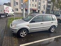 Gebraucht Ford Fusion 80 PS (58 kW) 2004 Silber Limousine