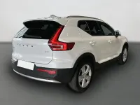 Gebraucht Volvo XC40 Core 163 PS (119 kW) 2024 Weiß SUV