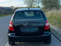 Gebraucht Mercedes A160 95 PS (69 kW) 2010 Schwarz Limousine
