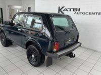 Gebraucht Lada niva 83 PS (61 kW) 2014 Grün SUV