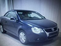 Usata VW Eos 150 CV (110 kW) 2006 Blu Cabrio