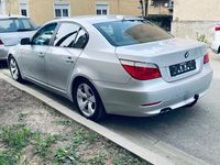 Gebraucht BMW 530 218 PS (160 kW) 2008 Silber Limousine