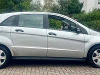 Gebraucht Mercedes B200 136 PS (100 kW) 2006 Silber Van / Kleinbus