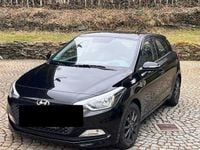 Gebraucht Hyundai i20 Classic 75 PS (55 kW) 2018 Schwarz Kleinwagen