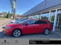 Gebraucht Opel Astra Dynamic 125 PS (91 kW) 2016 Rot Kombi