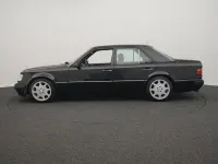 Gebraucht Mercedes E500 320 PS (235 kW) 1991 Schwarz Limousine
