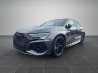 Gebraucht Audi RS3 Sportback Ambiente 400 PS (294 kW) 2023 Daytonagrau perleffekt Kleinwagen