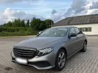 Gebraucht Mercedes E220 163 PS (119 kW) 2017 Grau Limousine
