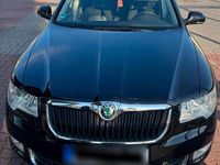 Używany Skoda Superb 160 KM (117 kW) 2008 Czarny Sedan/Limuzyna