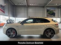 Gebraucht Porsche Cayenne Turbo E-Hybrid 740 PS (544 kW) 2025 Cashmerebeigemetallic SUV