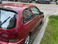 Gebraucht Toyota Starlet 75 PS (55 kW) 1997 Rot Kleinwagen