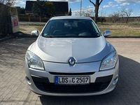 Gebraucht Renault Mégane 131 PS (96 kW) 2011 Silber Limousine